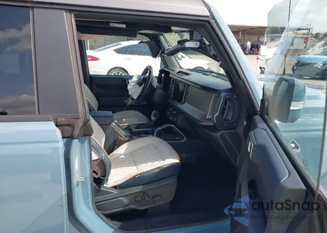 2023 Ford Bronco Outer Banks из США, поврежденный, VIN 1FMEE5DP9PLB81017